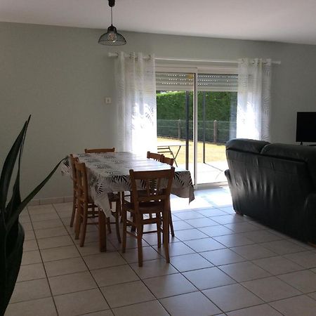 Maison D'Hotes Saint-Julien-l'Ars Екстериор снимка