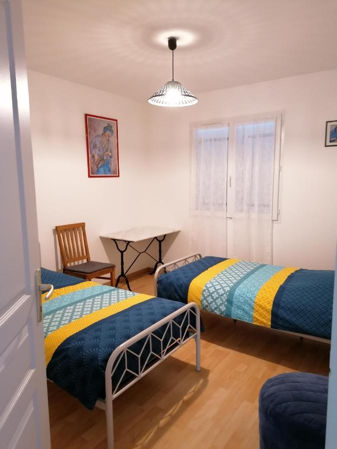 Maison D'Hotes Saint-Julien-l'Ars Екстериор снимка